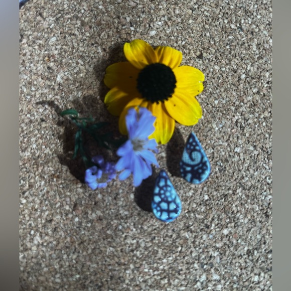 Wildtree ceramic earrings - Picture 1 of 1